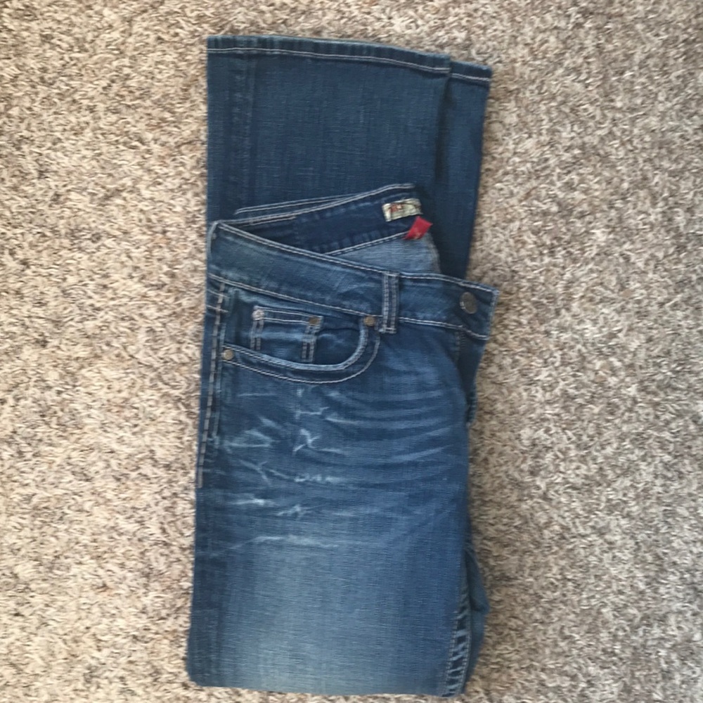 Women’s BKE jeans